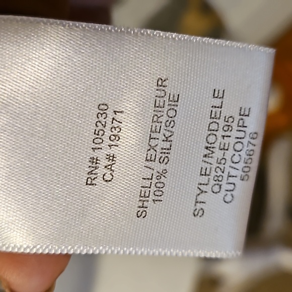 Equipment 100% Silk Blouse - Grey, Gold & White Print Sheer - Size Small - EUC - Picture 9 of 9